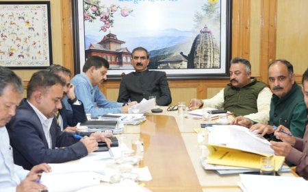 ग्रामीण क्षेत्रों में गुणवत्तापूर्ण शिक्षा प्रदान करने पर बल , विशिष्ट कालेजों की स्थापना की संभावना तलाशे अधिकारी : मुख्यमंत्री  