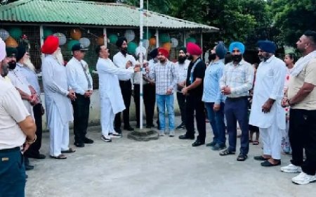 स्वतंत्रता दिवस पर बेहडेवाला में समाजसेवी तेजिंदर सिंह सहोता की अध्यक्षता में देशभक्ति कार्यक्रम आयोजित