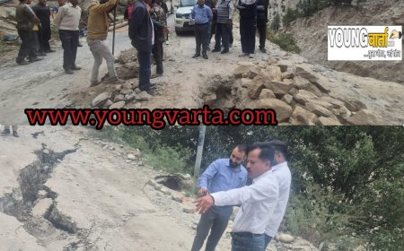आपदा के जख्म पर मरहम लगाने आपदा प्रभावित क्षेत्रों में पहुंचे उपायुक्त किन्नौर