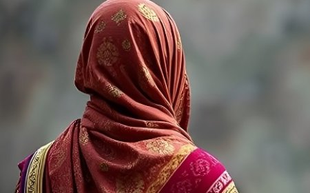महिला आयोग पहुंची महिला ने अदालत में उसके अपने चचेरे भाई द्वारा प्रताड़ित करने का लगाया आरोप
