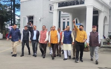 प्रदेश विधानसभा मानसून सत्र के चाैथे दिन सदन में कर्मचारियों के महंगाई भत्ते में पर जमकर हंगामा