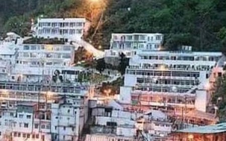 वैष्णो देवी यात्रा मार्ग अर्धकुवारी के पास भूस्खनल,घटना में 5 श्रद्धालुओं की मौत जबकि 14 अन्य घायल