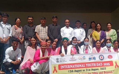 मिलकर अलख जगाना है, नशे को दूर भगाना है” नारों से गूंजा आईटीआई सुंदरनगर परिसर