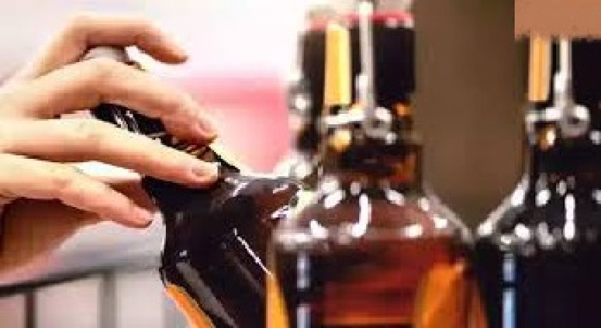 चंडीगढ़ में शराब की पेटी खरीदने के आरोप में हिमाचल पुलिस के एक सब इंस्पेक्टर और तीन कांस्टेबल निलंबित