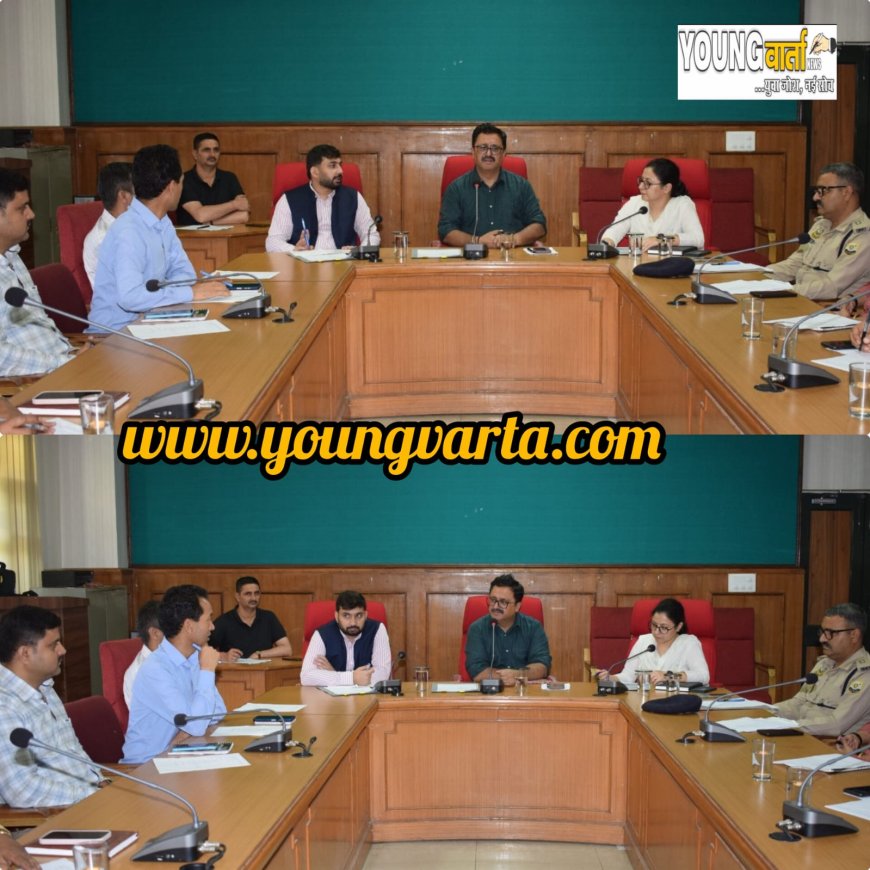 ऐतिहासिक ठोडो मैदान में होगा ज़िला स्तरीय स्वतंत्रता दिवस समारोह , डीसी से अधिकारीयों के  साथ की बैठक  