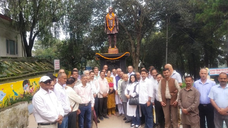 सिरमौर कल्याण मंच सोलन ने धूमधाम से मनाई हिमाचल निर्माता डॉ. यशवंत सिंह परमार की 119वीं  के जयंती