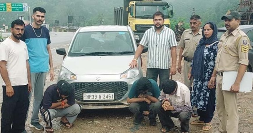 कार सवार तीन युवकों को 8.16 ग्राम चिट्टे के साथ गिरफ्तार 