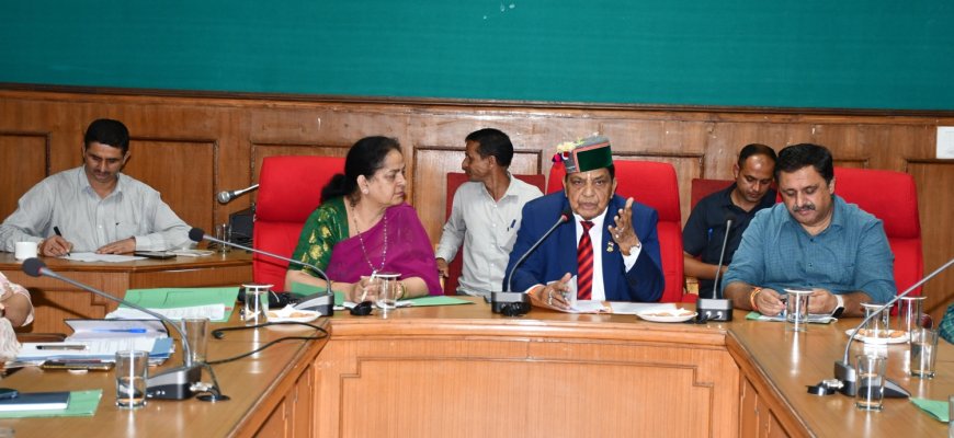 सोलन शहर को साफ-सुथरा रखना हम सभी नागरिकों की जिम्मेदारी : डॉ. शांडिल