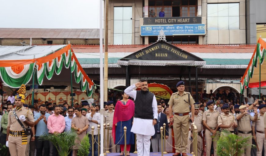 प्रदेश में भारी बारिश के बाद अवरुद्ध हुई सड़कों की बहाली का कार्य युद्ध स्तर पर : विक्रमादित्य सिंह