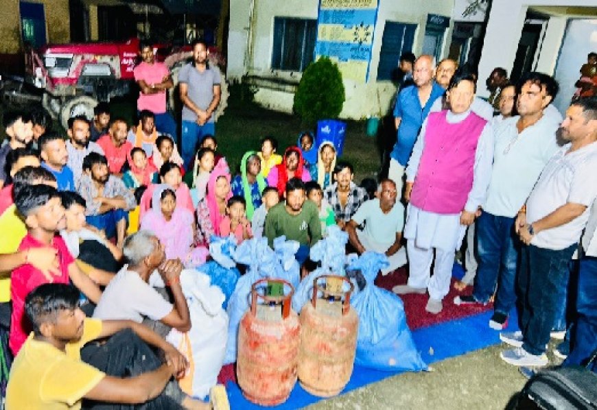 मात्तर के अगड़ीवाला गांव के आपदा प्रभावितों की मदद करने के लिए स्वयं मौके पर पहुंचे डॉ बिंदल  