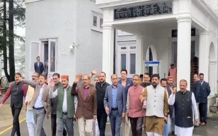 मॉनसून सत्र के अंतिम दिन भी सदन में हंगामा, विपक्ष का सदन से वॉकआउट 