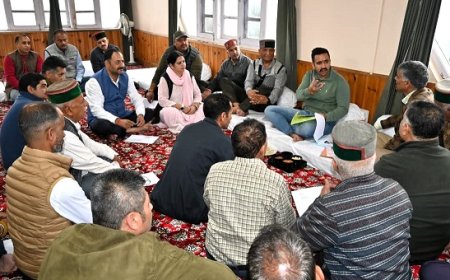 श्रद्धालुओं को बेहतर सुविधाएं उपलब्ध करवाना मंदिर प्रबंधन की प्राथमिकता : विक्रमादित्य सिंह