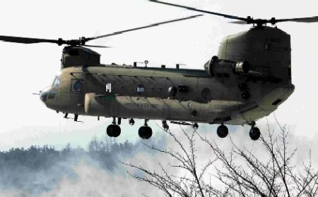 कुल्लू और मनाली की सडक़ों को बहाल करने के लिए शुवायु सेना के चिनूक हेलिकॉप्टर से पहुंचाई जाएंगी मशीनरी 