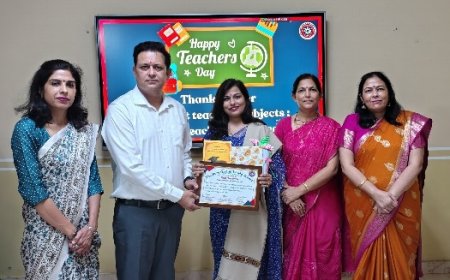 द रोज़ ऑर्किड वर्ल्ड स्कूल में शिक्षक दिवस का जश्न,शिक्षिका अंशुल शर्मा को शिक्षा गौरव सम्मान 2025-26 से किया सम्मानित