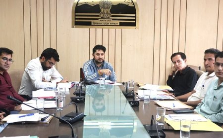 जिला ऊना से मंडी आपदा राहत को 3.33 लाख की सहायता राशि की भेंट