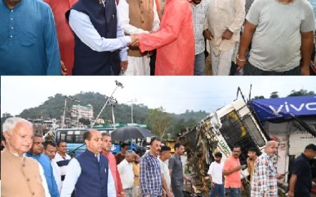 पूर्व सीएम एवं नेता प्रतिपक्ष जयराम ठाकुर ने धर्मपुर का दौरा कर बाढ़ से हुए नुकसान का लिया जायजा  