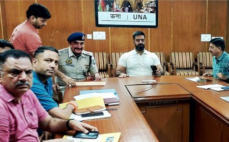 भारी बारिश से ऊना में अब तक 340 करोड़ का नुकसान, प्रशसान ने प्रभावित परिवारों की हर संभव कर रहा मदद