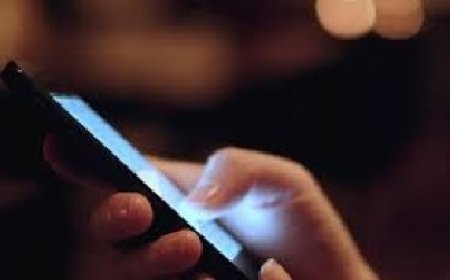 अब स्कूलों में पहुंचते ही शिक्षकों को स्टाफ रूम में जमा करवाने होंगे फोन,क्लास रूम में फोन ले जाने पर प्रतिबंध 