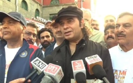 पीएम मोदी के जन्मदिवस पर नशे के खिलाफ दौड़ा युवा,नमो मैराथन को जयराम ठाकुर और मोहित चौहान ने झंडी दिखाकर किया रवाना