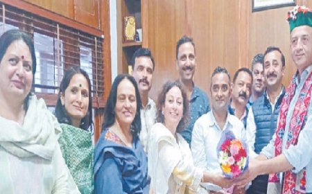 दिल्ली में हुई बैठक में एक साल के एनटीटी डिप्लोमा वालों को भी भर्ती करने की उठाई मांग  