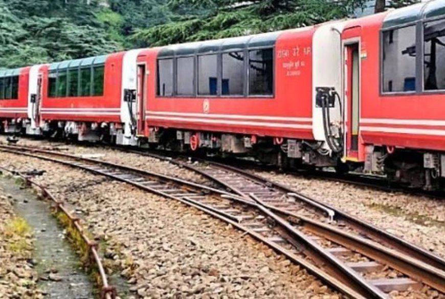 भूस्खलन के कारण पांच सितंबर तक कालका शिमला रेलवे ट्रैक पर सभी ट्रेनें रद्द