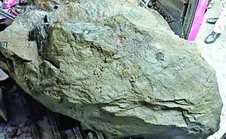 नेशनल हाईवे-5 पर कालमिट्टी के पास चलती बस पर चट्टानें गिरने से दो लोगों की मौत,11 लोग गंभीर