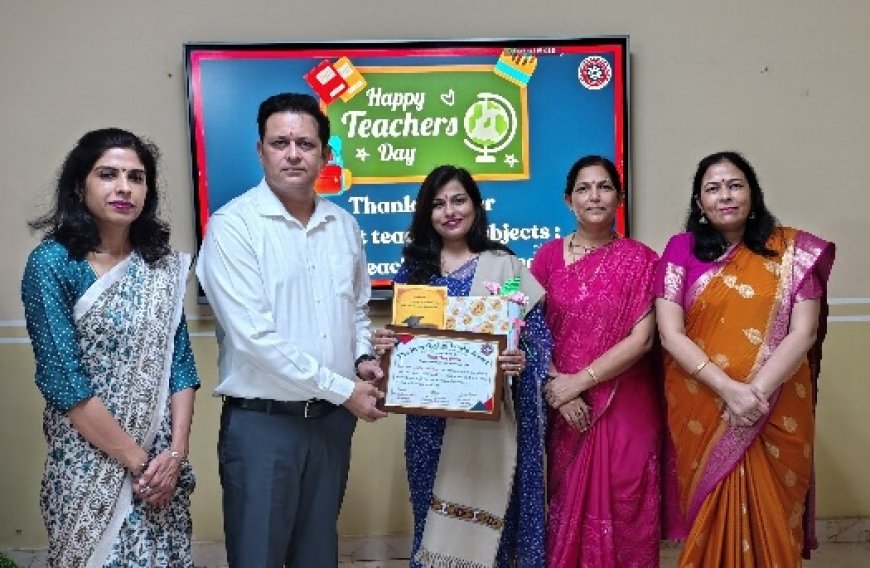 द रोज़ ऑर्किड वर्ल्ड स्कूल में शिक्षक दिवस का जश्न,शिक्षिका अंशुल शर्मा को शिक्षा गौरव सम्मान 2025-26 से किया सम्मानित
