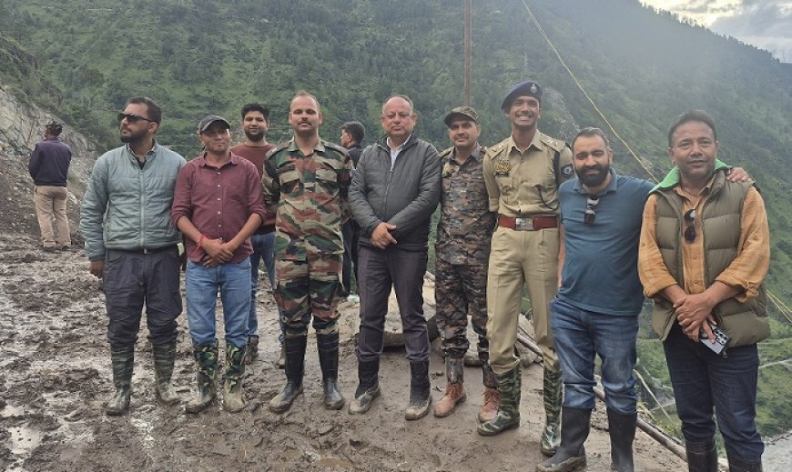 उपायुक्त किन्नौर ने जिला के नाथपा व निगुलसारी के स्लाइडिंग प्वाइंट्स का किया दौरा