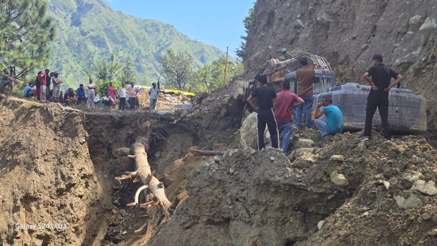 मंडी जिला प्रशासन ने सराज के बाली चौकी क्षेत्र में राहत व बहाली कार्यों को दी गति