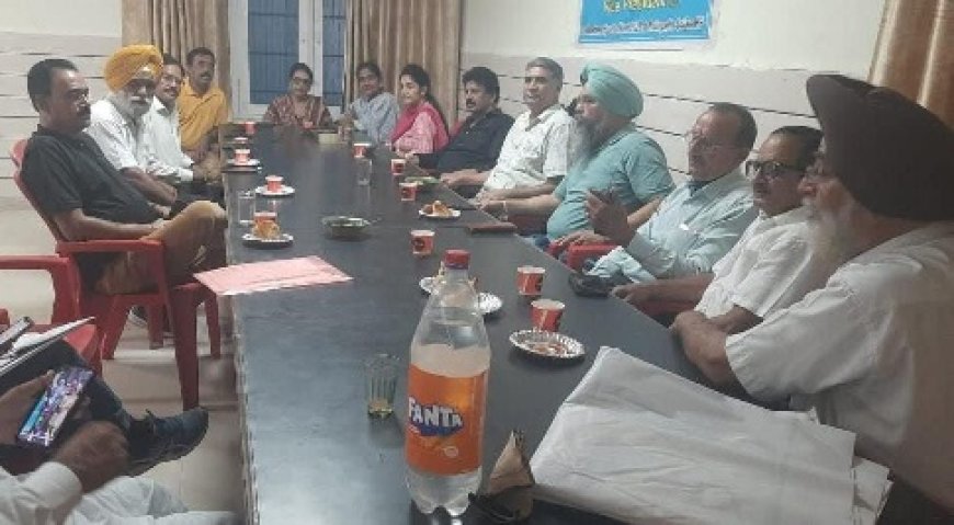 मेस्ट्रो स्पोर्ट्स एसोसिएशन का बड़ा फैसला, विश्रामगृह में बैठक,सिरमौर बनेगा मास्टर्स स्पोर्ट्स का गढ़
