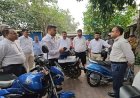 जिलाधिकारी मयूर दीक्षित ने सब रजिस्ट्रार कार्यालय तथा तहसील कार्यालय का किया औचक निरीक्षण