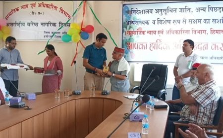 वृद्धजन दिवस पर श्रीधर शर्मा ने सीएम राहत कोष को 51 हजार रुपये की राशि की भेंट 