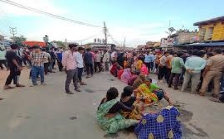मूर्ति विसर्जन के समय नदी में डूबे 13 युवक , पांच शव बरामद , सेना ने चलाया सर्च अभियान