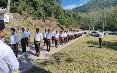 श्री रेणुका जी में राष्ट्रीय स्वयंसेवक संघ का पथ संचलन , आरएसएस के 100 वर्ष होने पर दिखा उत्साह 
