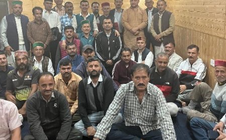 ठुंडू विकास समिति के कार्यकारिणी बैठक में मेलजोल समारोह के आयोजन की घोषणा