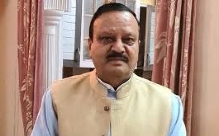 नाहन मेडिकल कॉलेज भवन शिफ्ट करने पर भाजपा ने जताई आपत्ति,मीडिया से रूबरू हुए विनय गुप्ता
