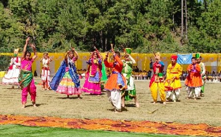 दुर्गा पब्लिक स्कूल का 22वां संस्थापक दिवस हर्षोल्लास से आयोजित