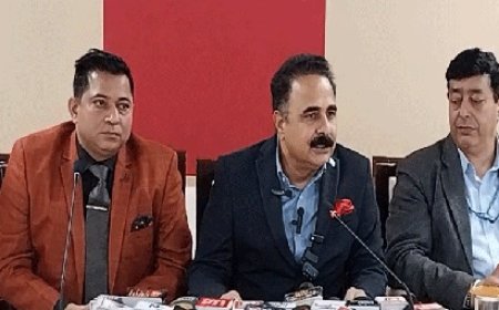 प्रदेश स्कूल शिक्षा बोर्ड अब परीक्षा पैटर्न में करेगा बदलाव बोर्ड अध्यक्ष डॉ राजेश शर्मा ने पत्रकार वार्ता में दी जानकारी