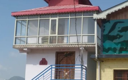 भैया दूज पर नोहराधार क्षेत्र के कमलेश्वर मंदिर में उमड़ा श्रद्धालुओं का हुजूम