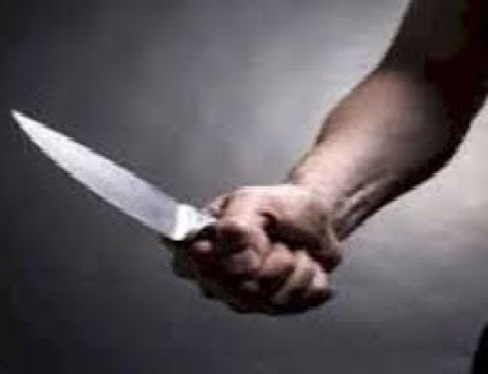 शादी करने से इंकार किया तो कॉलेज छात्रा पर आरोपी युवक ने चाकू से किया जानलेवा हमला