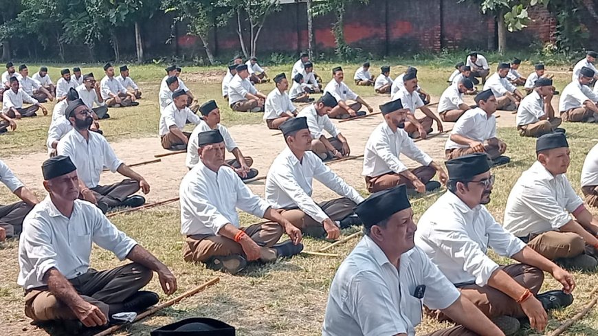 संघ शताब्दी वर्ष एवं विजयदशमी पर आरएसएस का भव्य पथ संचलन , आकर्षण का केंद्र बना सघ का गणवेश 