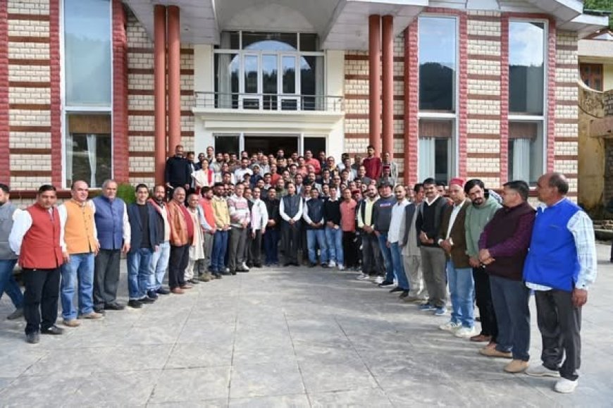 केंद्र सरकार से पैसे देने की कमी नहीं , राज्य सरकार की नीयत और विजन में है खोट : जयराम ठाकुर 