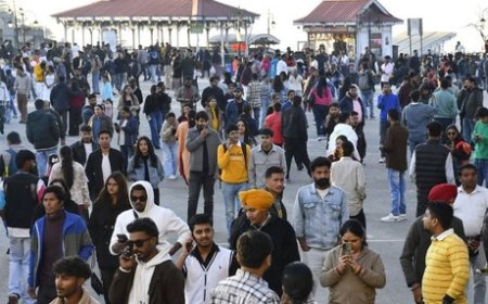 पहाड़ों की रानी शिमला सैलानियों से एक बार फिर गुलजार,पर्यटकों की भीड़ उमड़ना शुरू