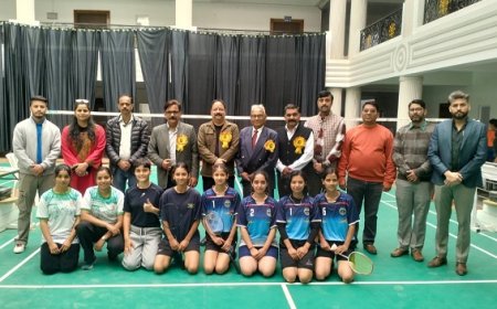 गौतम कालेज में एच.पी.यू. इंटर कॉलेज बैडमिंटन चैम्पियनशिप का सफल आगाज़