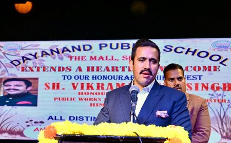 शिक्षा व्यक्तित्व विकास एवं समाज की बेहतरी के लिए आवश्यक :  विक्रमादित्य सिंह