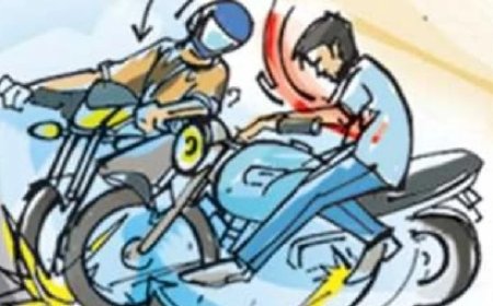 दो बाइकों की जोरदार टक्कर में चार युवकों की मौत,हादसे में एक गंभीर रूप से घायल