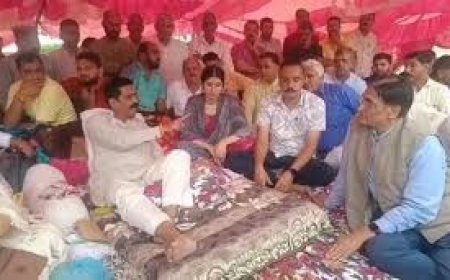 आमरण अनशन पर बैठे हिंदू संगठन के कार्यकर्ता, शुक्रवार को बड़े आंदोलन की चेतावनी