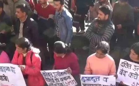 दलित उत्पीड़न के खिलाफ शिमला में दलित शोषण मुक्ति मंच का प्रदर्शन