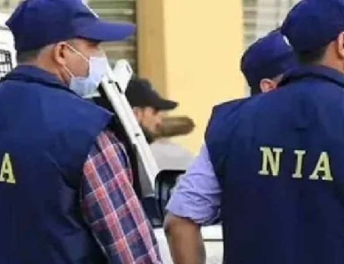 दिल्ली विस्फोट मामले की जांच कर रही NIA ने उत्तर प्रदेश के कानपुर के हितकारी नगर से संदिग्ध कार बरामद