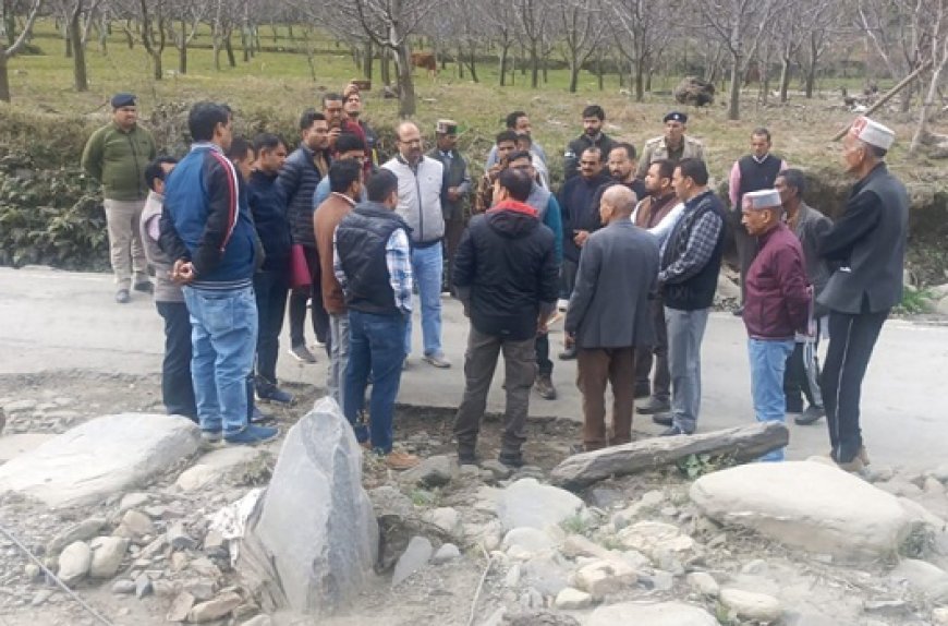 एनडीएमए विशेषज्ञ टीम ने सेराज क्षेत्र के आपदा प्रभावित इलाकों का किया निरीक्षण